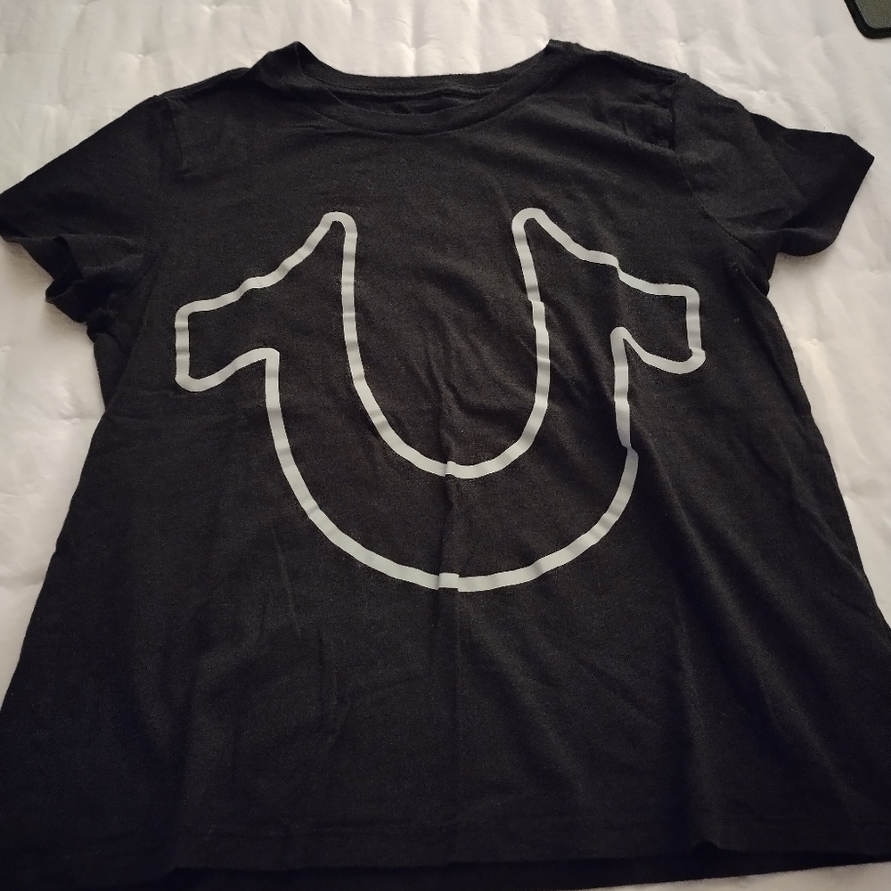 Clothes - Picture 14 of 16